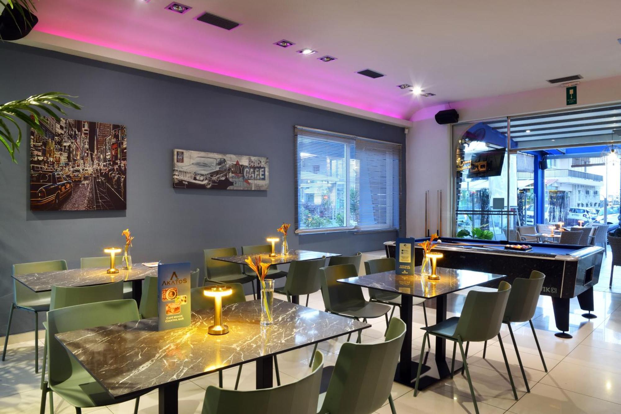 Akatos Hotel Agia Marina Екстериор снимка